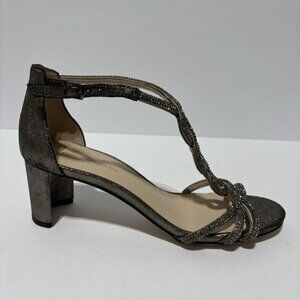 Pelle Moda Women’s Vae T-Strap Sandals, Size 7 M